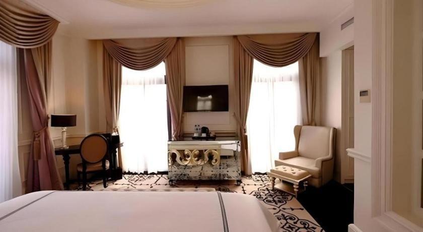 Lafayette Boutique Hotel Kejayan Ngoại thất bức ảnh