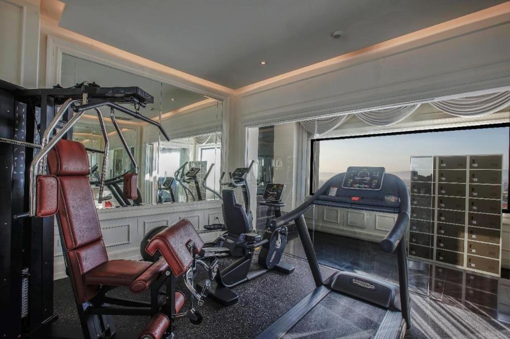 Lafayette Boutique Hotel Kejayan Ngoại thất bức ảnh