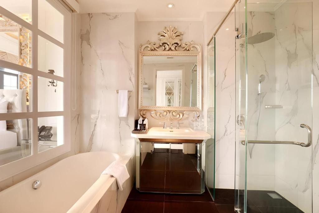 Lafayette Boutique Hotel Kejayan Ngoại thất bức ảnh