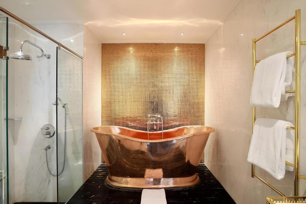 Lafayette Boutique Hotel Kejayan Ngoại thất bức ảnh