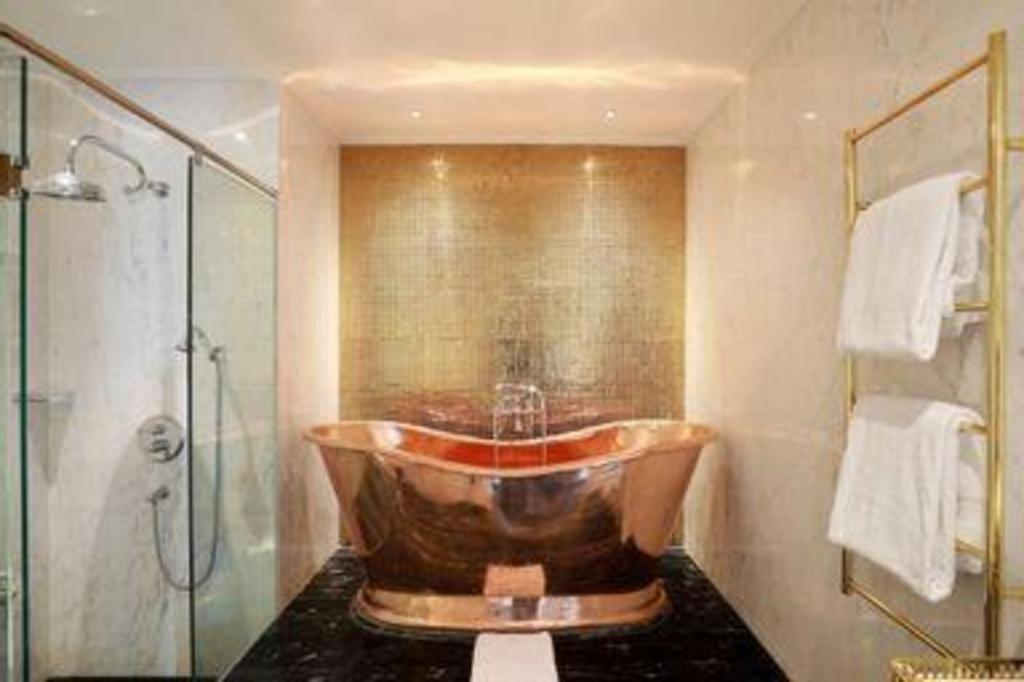 Lafayette Boutique Hotel Kejayan Ngoại thất bức ảnh