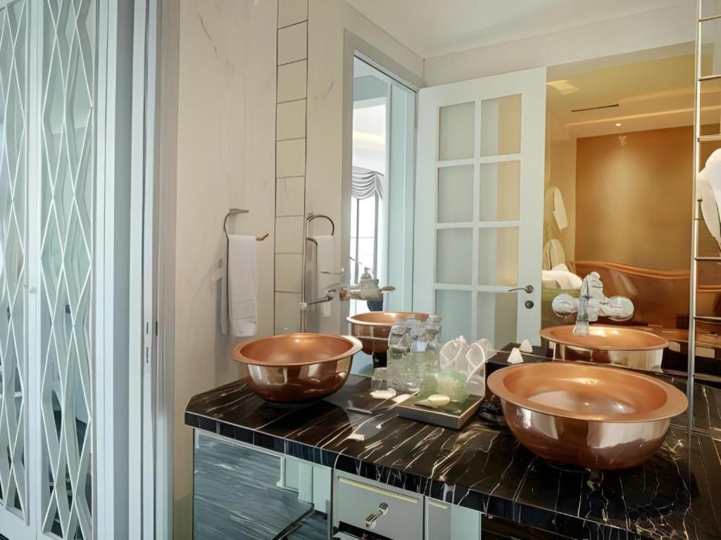 Lafayette Boutique Hotel Kejayan Ngoại thất bức ảnh